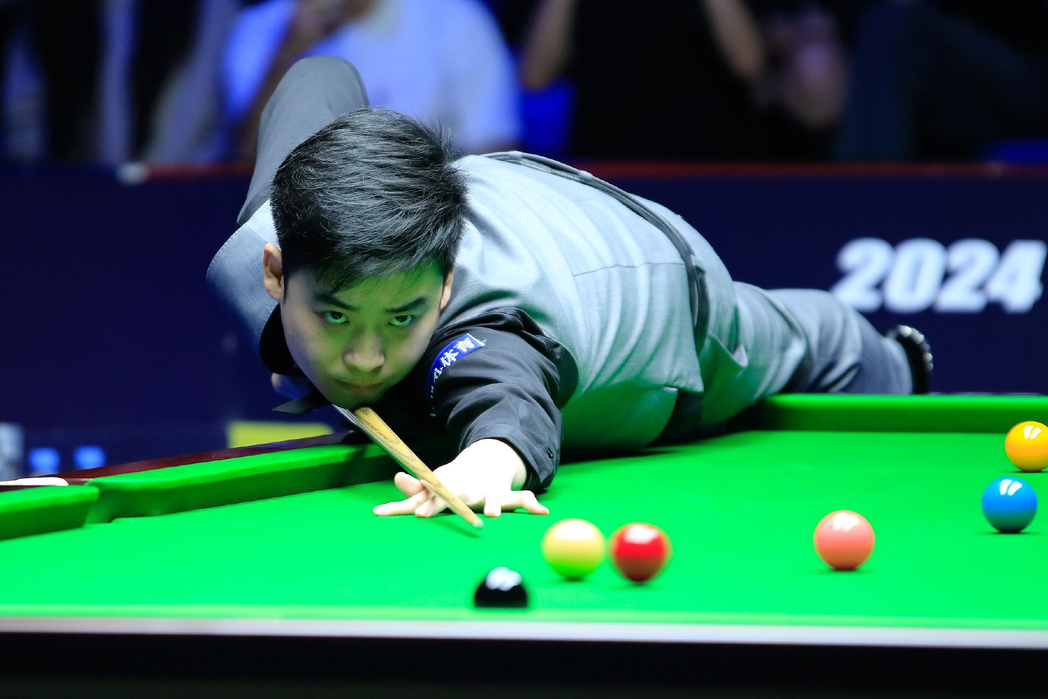 占据了争夺 占据了争夺