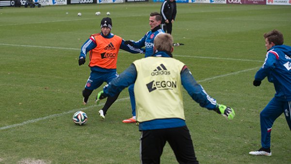 日本“同日同地”两场拳赛各有一名选手因伤丧身
